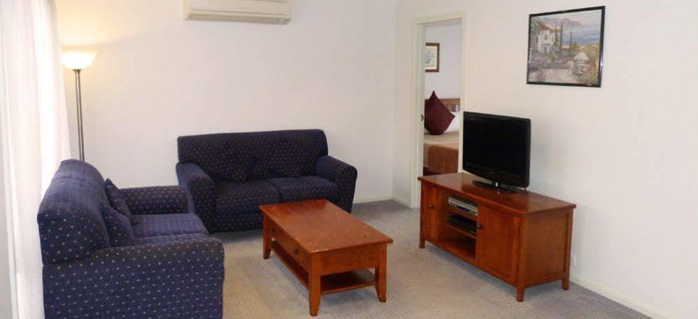Belvoir Village Motel & Apartments Wodonga Exterior photo